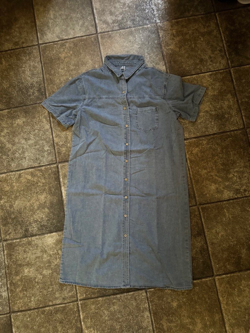 Midi Denim Button Down Dress (Category: Dresses) located in Pasig City. Submitted by denisecerda1221 (Listing ID 1365695721, Image 1). Description: RFS: cleaning out my mom’s closet. Brand new. Never been worn. Bought from Bangkok PLEASE READ CAREFULLY Delivery fee c/o buyer and WILL BE THE ONE TO ARRANGE shipping via grab/lalamove/gogoexpress or LBC/J&T for provincial. I won’t allow buyers who make excuses to ask me to arrange shipping for them.