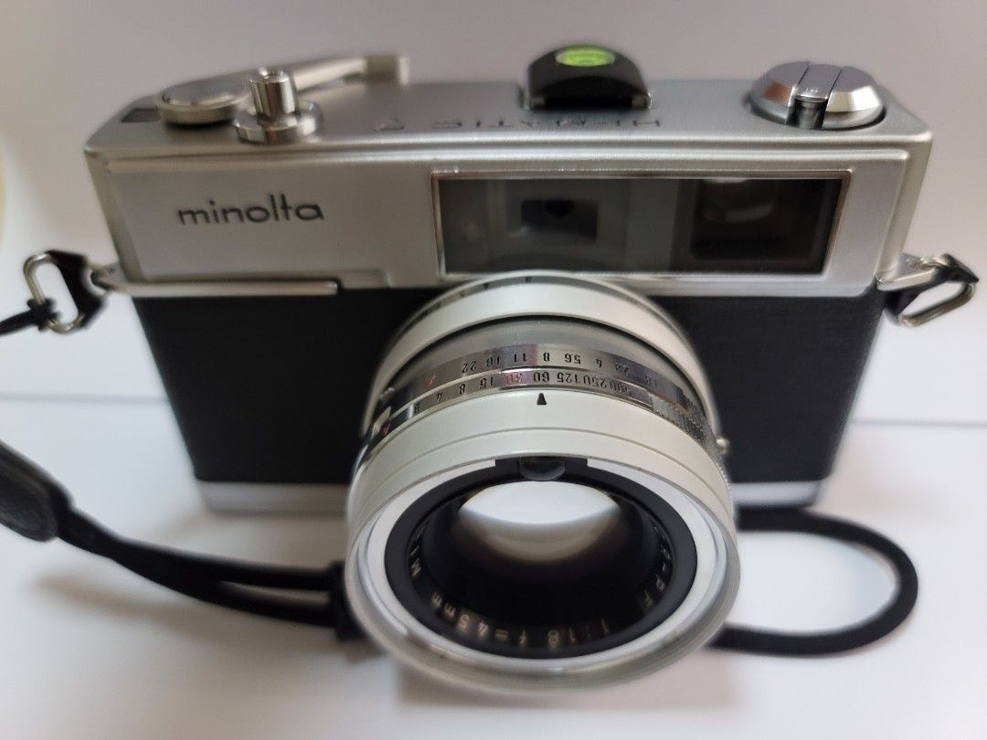 Minolta HI-MATIC 7 film camera (Category: Cameras) located in Manila. Submitted by uys958 (Listing ID 1365718837, Image 1). Description: Not tested, just as an accessory or decoration..