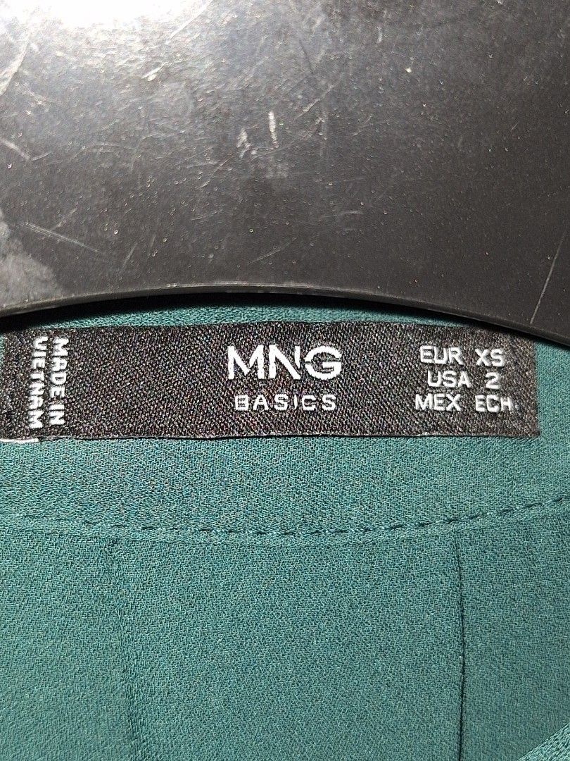 MNG Dark Green Shirt (Category: Shirts) located in Makati City. Submitted by worn2work_treasures (Listing ID 1365719778, Image 2). Description: .