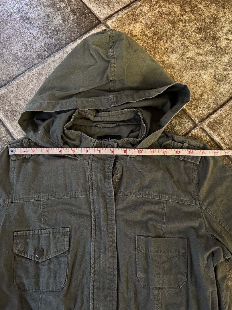 New Look Military Style Jacket (Category: Coats, Jackets and Outerwear) located in Pasig City. Submitted by denisecerda1221 (Listing ID 1365670464, Image 3). Description: RFS: cleaning out my sister’s closet. PLEASE READ CAREFULLY Delivery fee c/o buyer and WILL BE THE ONE TO ARRANGE shipping via grab/lalamove/gogoexpress or LBC/J&T for provincial. I won’t allow buyers who make excuses to ask me to arrange shipping for them..