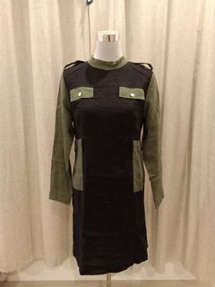 (Category: ) located in . Submitted by fashionluxury058 (Listing ID 1365792227, Image 1). Description: .
