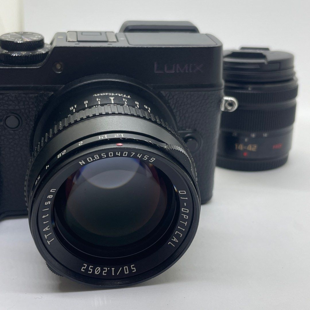 Lumix GX8 + 2 lenses