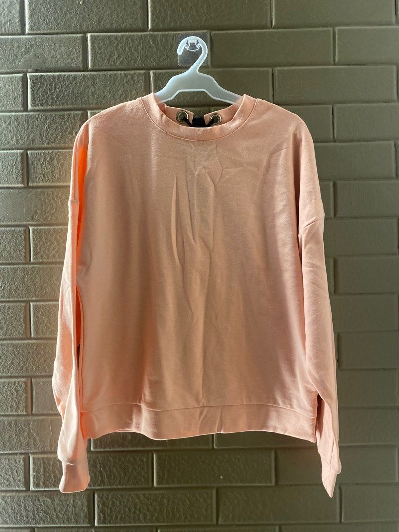 Pink Salmon Pull over (Category: Longsleeves) located in Las Pinas. Submitted by DailyssentialsbyD (Listing ID 1365793659, Image 3). Description: Wore this twice.