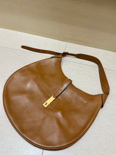 （分類：）位於 。 由 szepuipui 提交（商品編號 1365684030，圖片 1）。簡介： 。