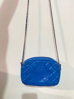 Chanel Slingbag authentic