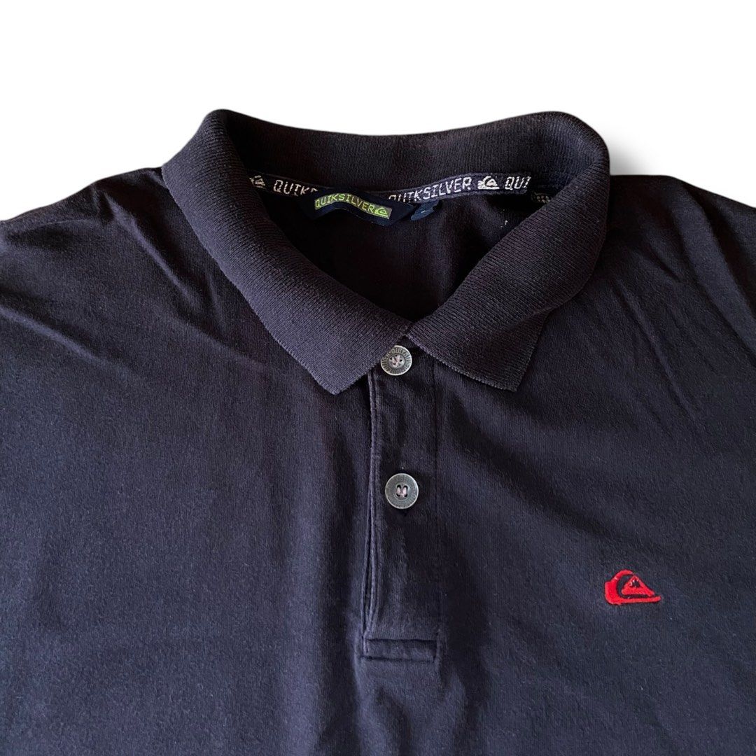 QUIKSILVER CLASSIC POLO SHIRT (Category: Tshirts & Polo Shirts ) located in Cagayan de Oro. Submitted by _tstudiooo (Listing ID 1365685910, Image 3). Description: #luvearth Size: LARGE W21 L28 Color9.5/10 Condition9.5/10 Issue: Fade line on collar .
