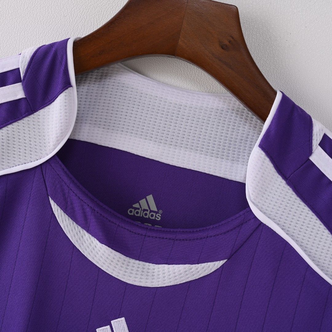 Real Madrid 06/07 Retro Jersey (Category: Activewear) located in Singapore. Submitted by calcio_sport_jersey (Listing ID 1365705188, Image 2). Description: 🎽PRE-ORDER: Customize Sports Jerseys✨ ✅ Easy Payment: Paynow ✅ Latest or Retro Style ✅ Pm Me For More Jersey Info ✅ Personalize: Name, Number, Patch ✅ Affordable Printing: $5 (Name + Number) ✅ Patch Add-ons: $2 each 🎉Free Shipping on 2+ items‼️🎉 Buy more and save on delivery/discount！ ⚠️ De