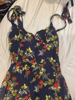 (Category: ) located in . Submitted by kari30 (Listing ID 1365747215, Image 1). Description: .
