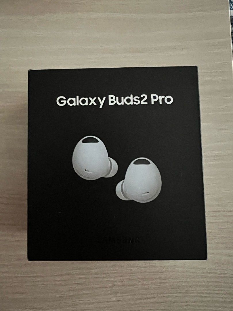 Samsung Galaxy Buds2 Pro (Category: Headphones & Headsets) located in Singapore. Submitted by jaymark1990 (Listing ID 1365712473, Image 1). Description: BNIB.