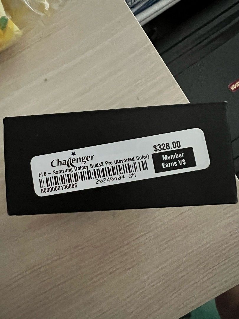 Samsung Galaxy Buds2 Pro (Category: Headphones & Headsets) located in Singapore. Submitted by jaymark1990 (Listing ID 1365712473, Image 2). Description: BNIB.
