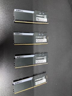 （分類：）位於 。 由 ihjvbkk 提交（商品編號 1365811656，圖片 1）。簡介： 。