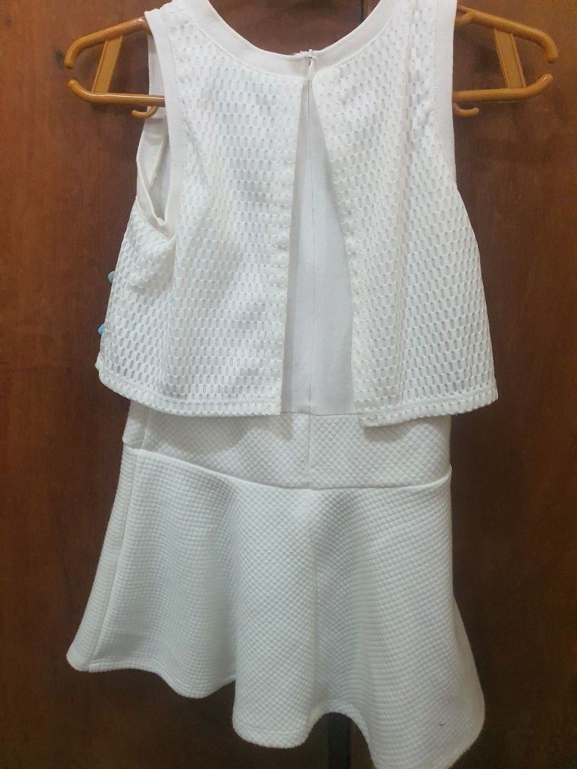 Gingersnaps Dress (Category: Babies & Kids Fashion) located in Manila. Submitted by neysette (Listing ID 1365692417, Image 2). Description: ✅️ Size 8 on tag (can fit up to petite 8 years old) ✅️ can be worn on semi-formal events.