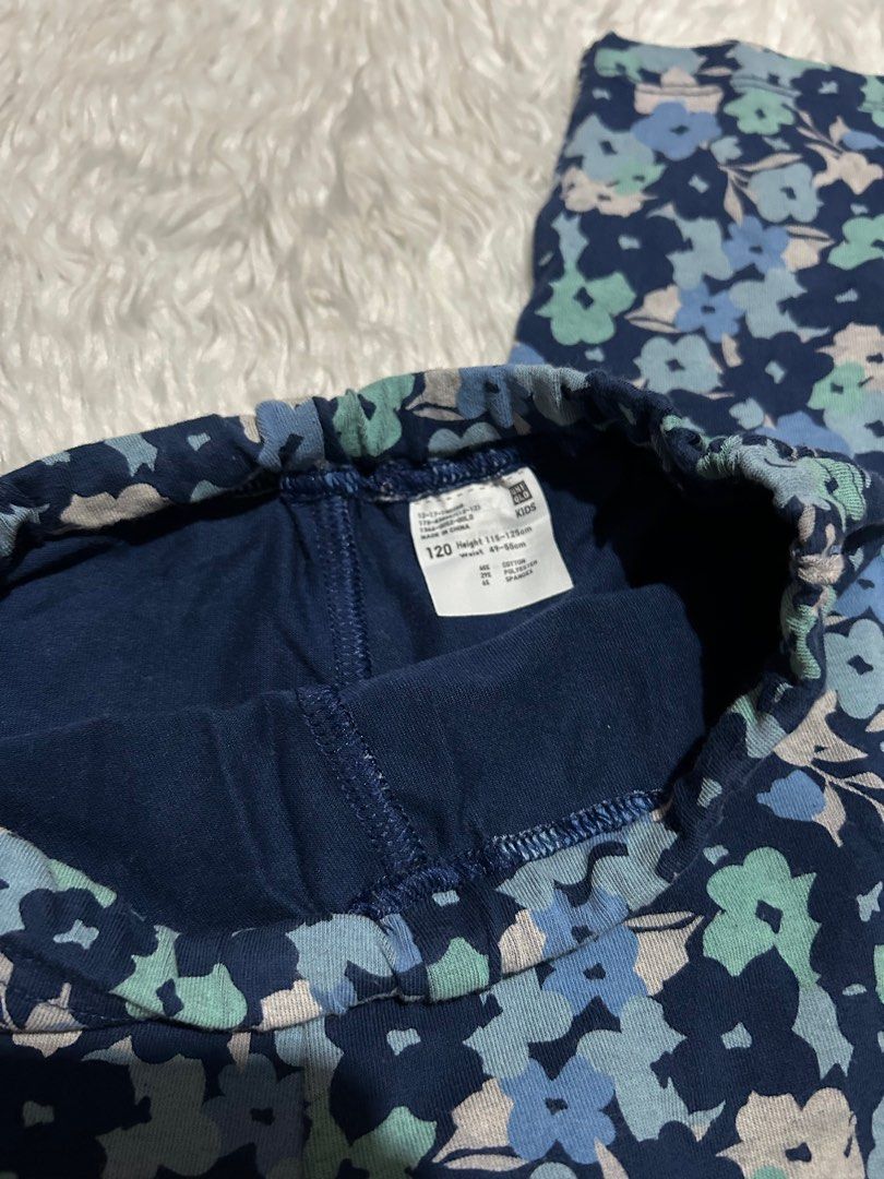 Uniqlo floral leggings (Category: Babies & Kids Fashion) located in General Trias. Submitted by theosdeclutter (Listing ID 1365780258, Image 2). Description: Size - 120 on tag.