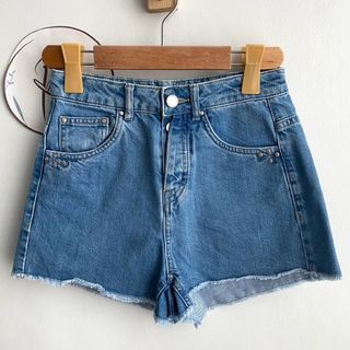 (Category: ) located in . Submitted by lovereeph (Listing ID 1365789056, Image 1). Description: .