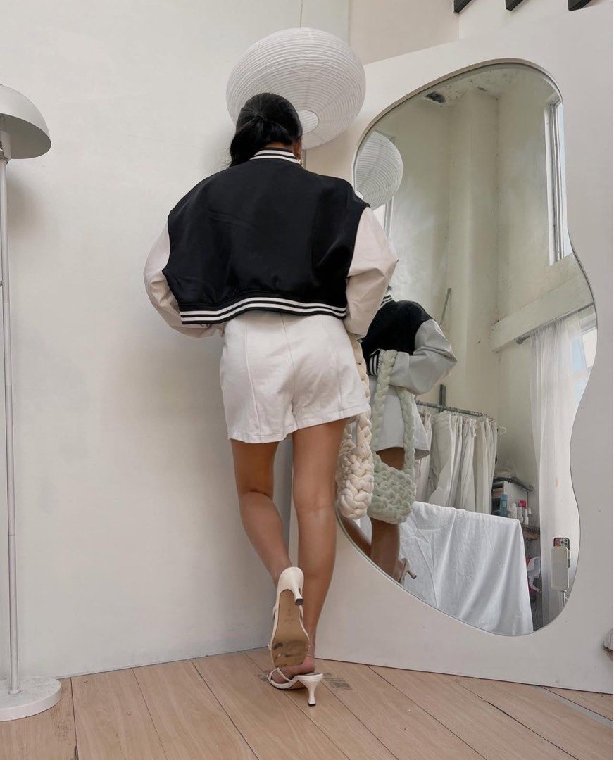 White Skort (Category: Shorts) located in Manila. Submitted by prebydb (Listing ID 1365668449, Image 3). Description: — bought from olt.btn on ig! :) — super high quality! not see through at all — waist 26-27 — brand is air space (zara as helping tag only).