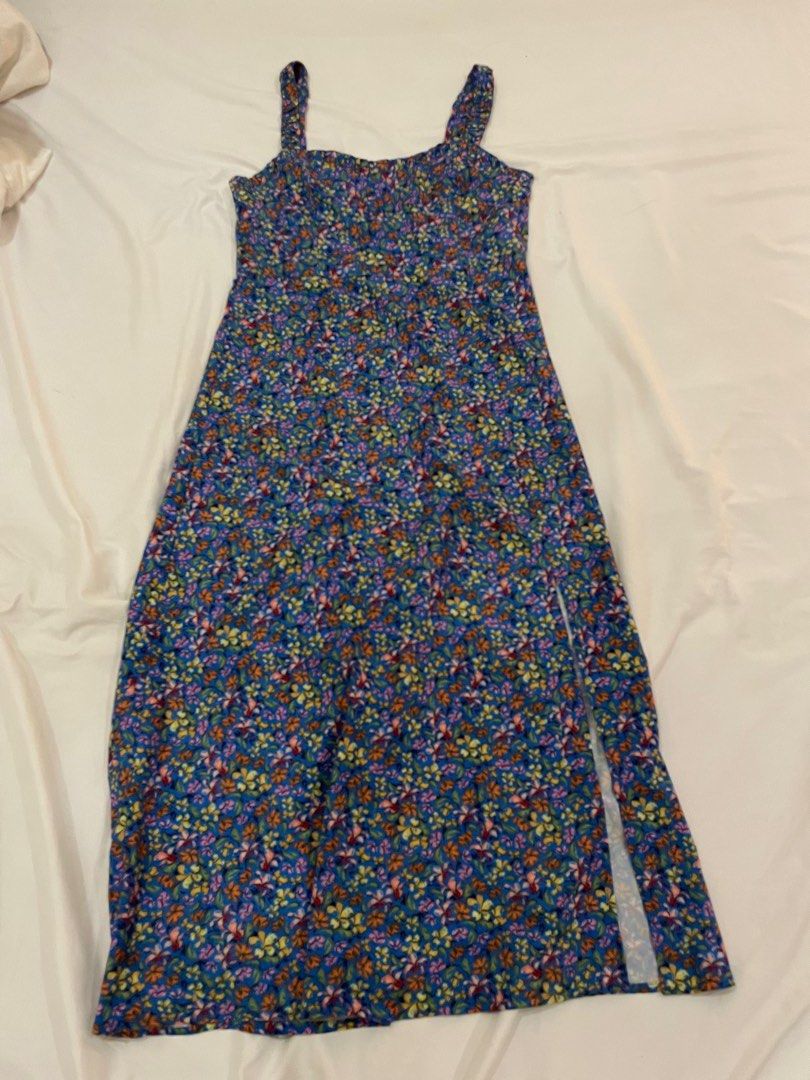 Zara floral bustier dress (Category: Dresses) located in Bacolod City. Submitted by declutter___byB (Listing ID 1365723769, Image 1). Description: Used once. Vv cute.