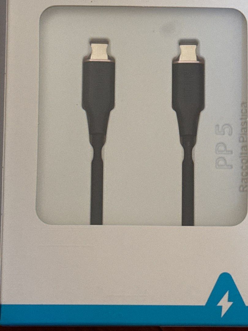 Anker Type C to Type C Cable (Category: Chargers & Cables) located in Quezon City. Submitted by anjlco2017 (Listing ID 1365921762, Image 2). Description: Brand New .
