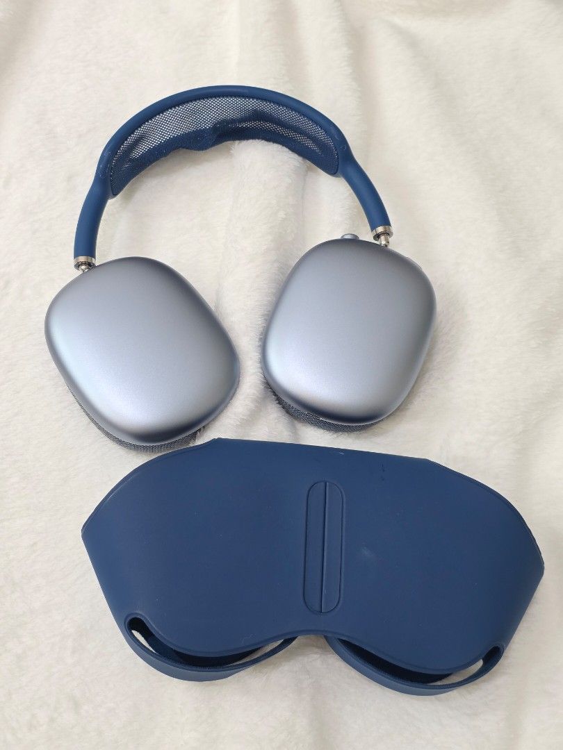 Apple Airpods Max - Blue (working in perfect condition) (Category: Headphones & Headsets) located in Taguig. Submitted by hellobeautifulph (Listing ID 1365966277, Image 1). Description: airpods max in blue no more box. case and headphones only personal used only rfs: not using anymore working in perfect condition. no issues at all! check photos for minor physical 9.8/10 retails for 32,990, get if for half price :).