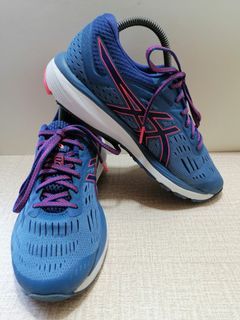 Asics Size 9 Women Running Shoes / Sneakers