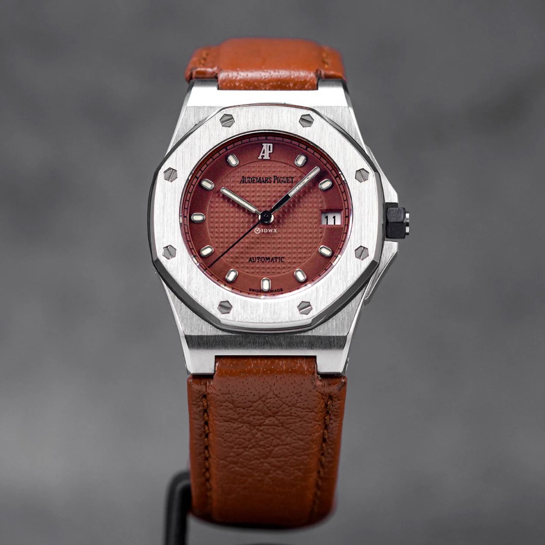 AUDEMARS PIGUET ROO 33MM BROWN DIAL, Luxury, Watches on Carousell