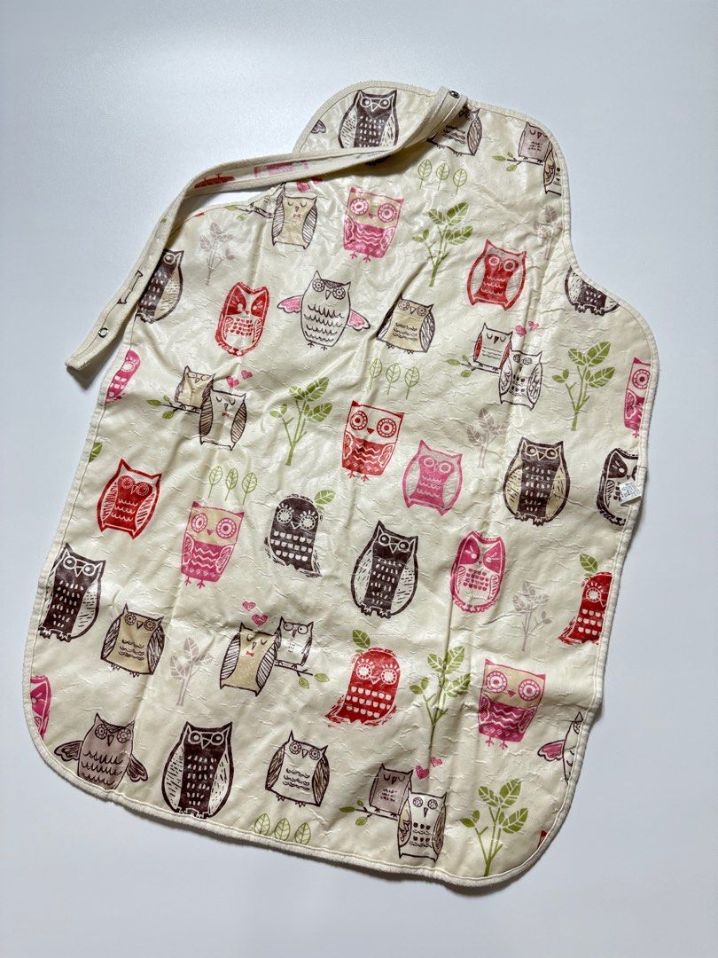 Babies’ Foldable Waterproof HQ Changing Mat (Category: Changing Mats & Accessories) located in Baguio. Submitted by zies_thrifthaven (Listing ID 1365940644, Image 1). Description: Bought in Korea Excellent Condition No Flaw.