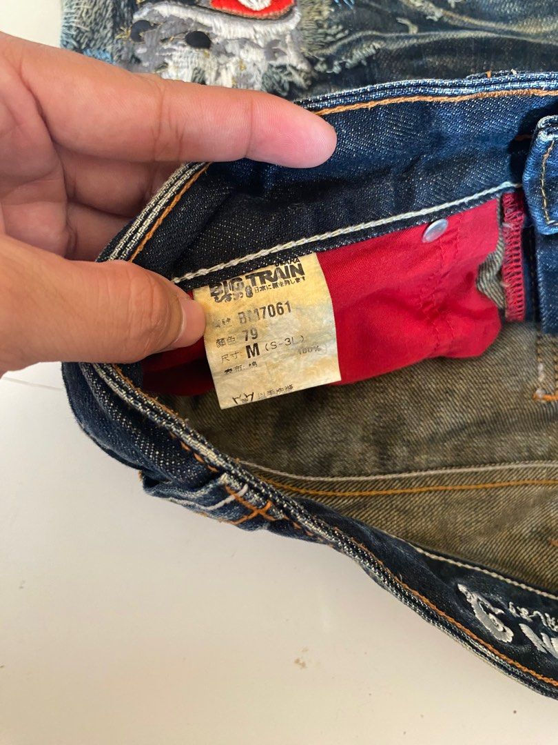 Big train (Category: Jeans) located in Davao. Submitted by kentjustin78161 (Listing ID 1365881946, Image 3). Description: Need to wash No issue Size 30 Excellent w.