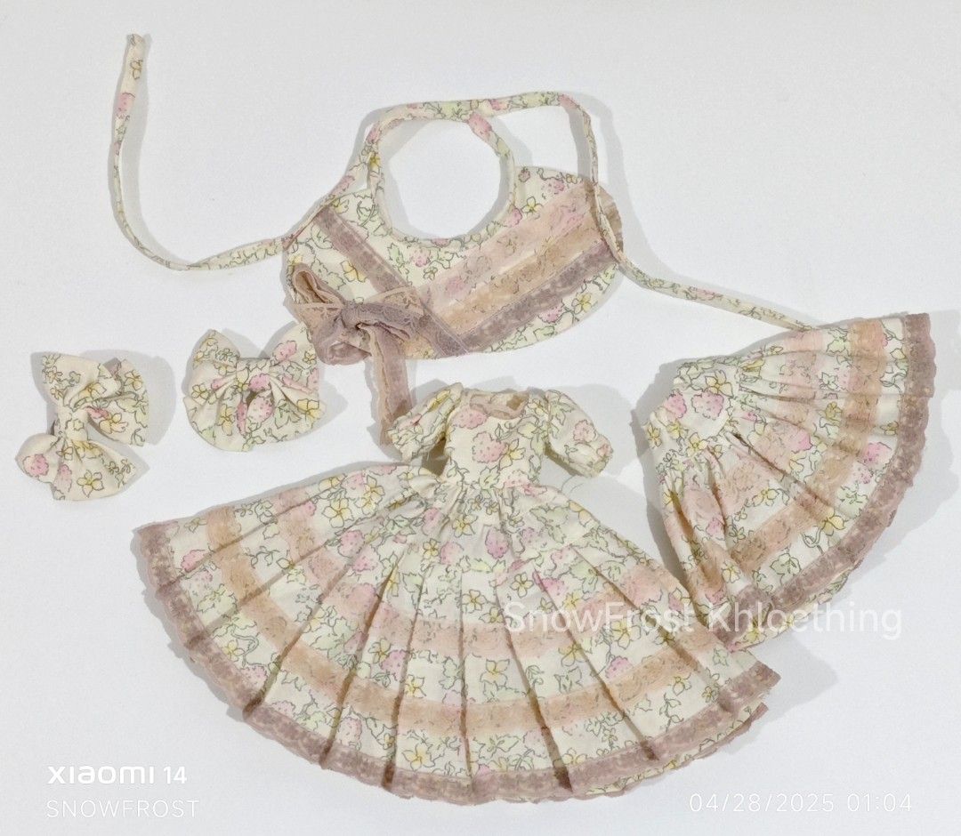 Blythe doll / pullip doll clothes set (Category: Kids Toys) located in Quezon City. Submitted by snowfrostkhloething (Listing ID 1366002252, Image 1). Description: .