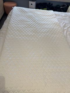 （分類：）位於 。 由 lcg.hk 提交（商品編號 1365926949，圖片 1）。簡介： 。