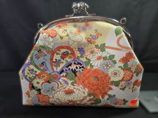 (Category: ) located in . Submitted by joybead (Listing ID 1365957172, Image 1). Description: .