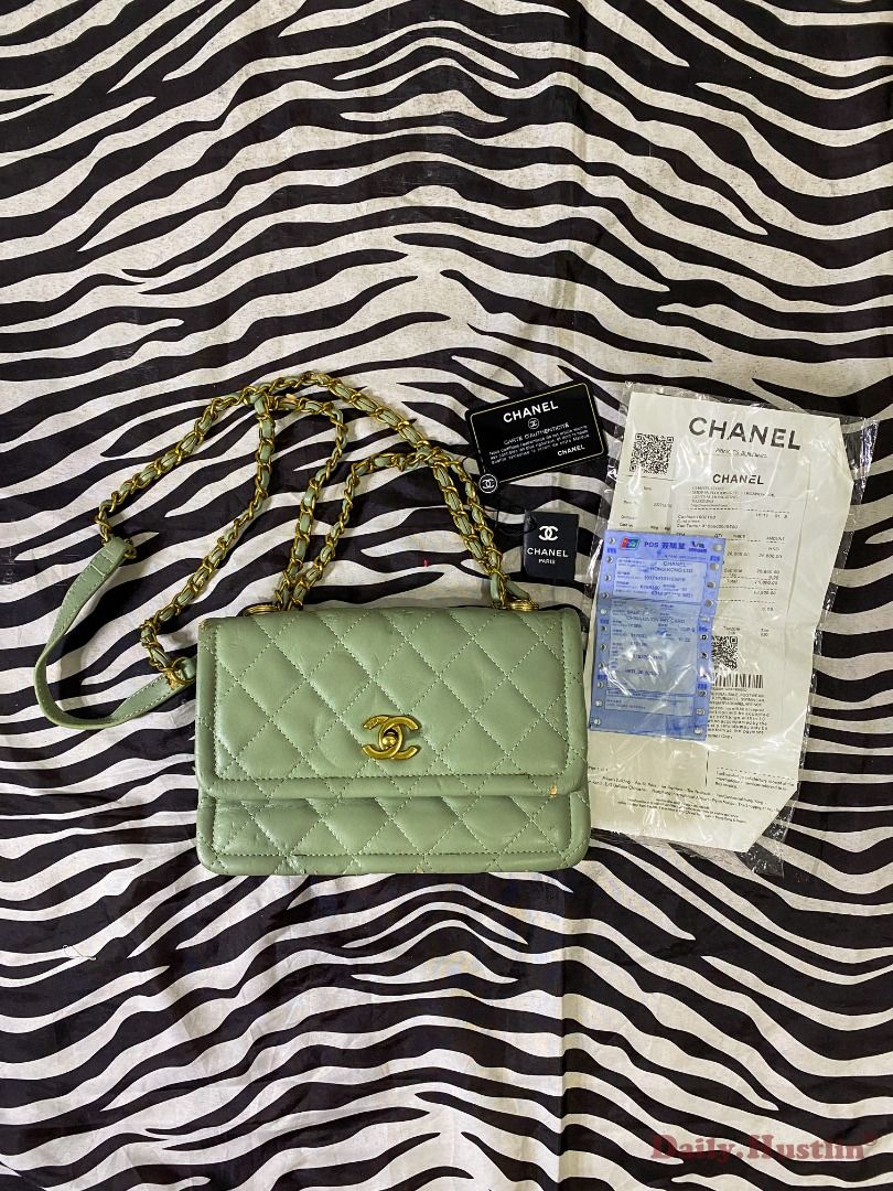 CHANEL MINT GREEN CHAIN BAG LAMBSKIN (Category: Luxury Bags & Wallets) located in Naga. Submitted by daily.hustlin (Listing ID 1365863279, Image 3). Description: CHANEL MINT GREEN CHAIN BAG LAMBSKIN WITH RECEIPT Length: 9" Height: 6.5" Width: 2.5".