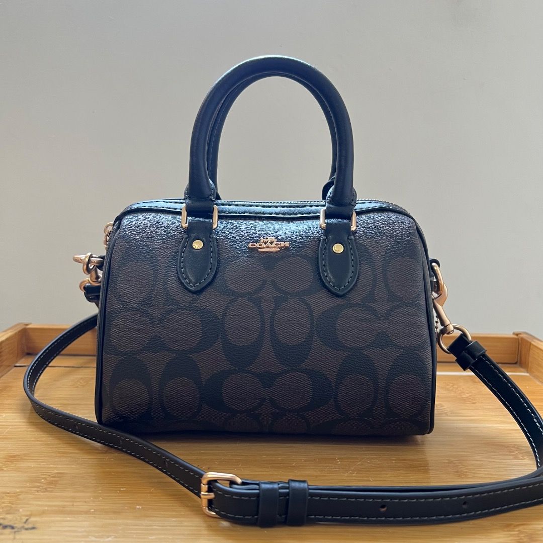 Coach Mini Rowan Signature Bag (Category: Luxury Bags & Wallets) located in Antipolo. Submitted by mjlenihcpreloved (Listing ID 1325875918, Image 1). Description: .