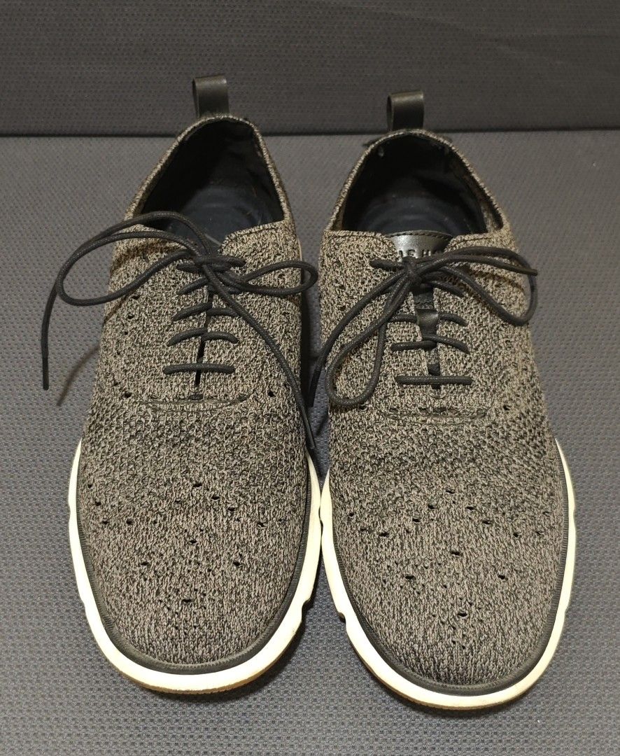 Cole Haan Zerogrand 4 Stitchlite Black Twisted Knit (Category: Casual Shoes) located in Manila. Submitted by cvsxmd (Listing ID 1365926475, Image 2). Description: Item in good condition Minor issue: tongue loop stitch broke off (please see picture) and can be re stitched or even left as is (pic #6) Original box included Please see all pics to check current condition.