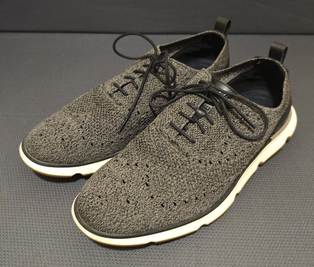 Cole Haan Zerogrand 4 Stitchlite Black Twisted Knit (Category: Casual Shoes) located in Manila. Submitted by cvsxmd (Listing ID 1365926475, Image 1). Description: Item in good condition Minor issue: tongue loop stitch broke off (please see picture) and can be re stitched or even left as is (pic #6) Original box included Please see all pics to check current condition.
