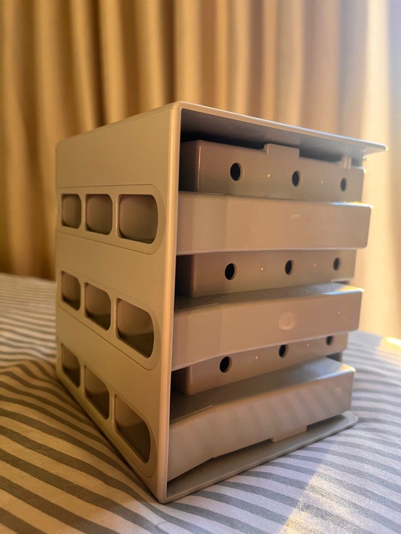 Copic Markers Holder (Category: Stationery & School Supplies) located in Pasig City. Submitted by dcvirata (Listing ID 1365870424, Image 3). Description: Can hold 30 pens.