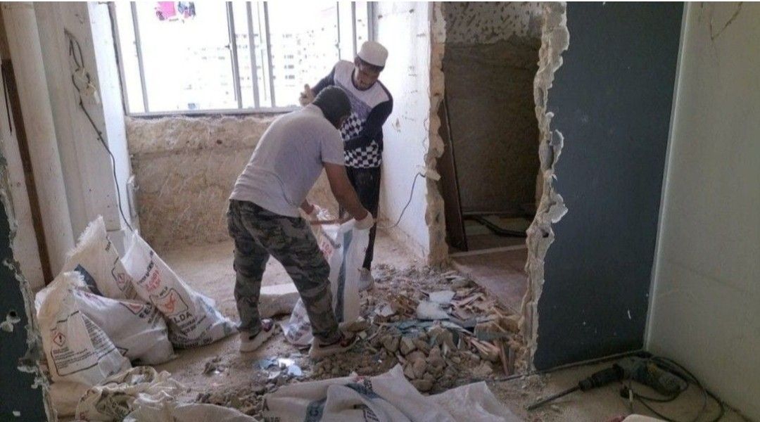 Direct contractor/Hacking / Tiling/Wall Plastering Services / Reno /Renovation works / Contractor /Condo/Landed/HDB/BTO/Flooring / Toilet / Kitchen / Full Whole house renovation62863093762307114
