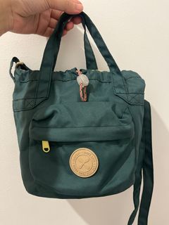 (Kategori: ) berada di . Dikirim oleh preloved_nata (ID iklan 1365870718, Gambar 1). Deskripsi: .