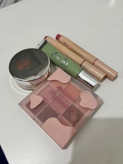 FREE MAKEUP BUNDLE (No need to purchase from my listings)