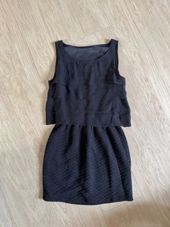 Grl sly H&M風格黑色立體紋理貼身雪紡連身裙 黑色拼接雪紡包臀連身裙64244272239362110