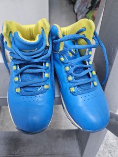 Hicut rubber shoes