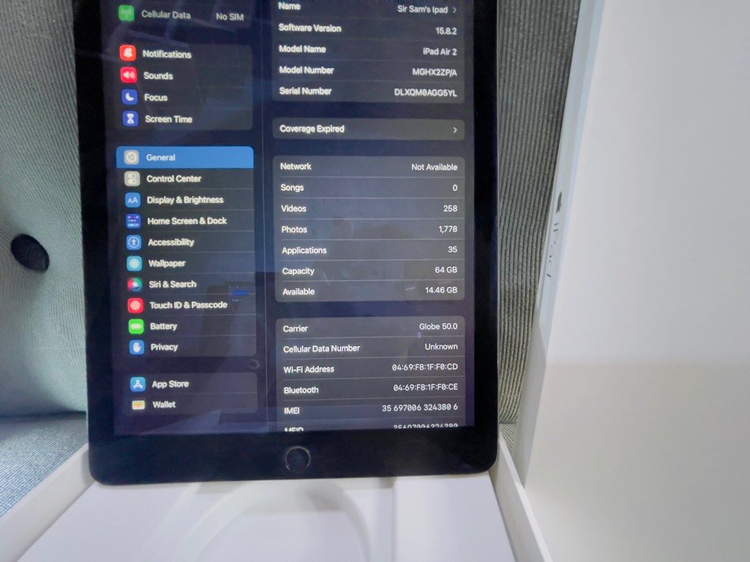 Ipad Air 2 64gb Wifi+Cellular (Category: iPad) located in Caloocan City. Submitted by imsirsam28 (Listing ID 1365872995, Image 2). Description: Ipad Air 2 (64gb) Wifi + Cellular -9.7 inch -Openline kahit anong network -15.8 iOs version -All Parts are Working - Visible Scratches and Dents Inclusion: - Box - 20 watts Charger For Pick-up ! ° SM Grand Central -Same-day delivery within Metro Manila & nearby areas via Lalamove COD Cash on Delivery -Nat