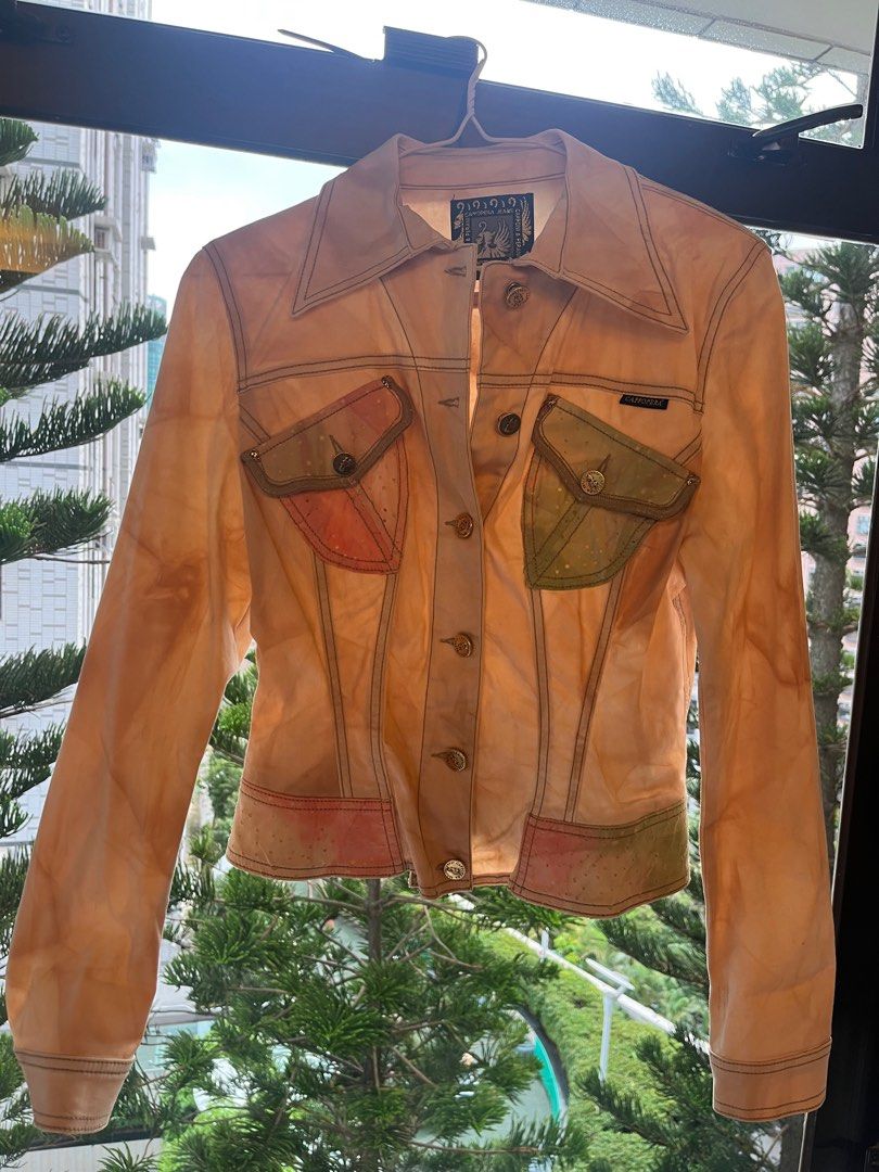 Jacket （分類：長袖衫）位於 Hong Kong。 由 trueturtle.c45c01 提交（商品編號 1365926755，圖片 7）。簡介： Pastel and peach colour jacket Goes well with white jeans Pretty spring/summer look 。