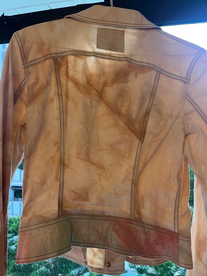Jacket （分類：長袖衫）位於 Hong Kong。 由 trueturtle.c45c01 提交（商品編號 1365926755，圖片 6）。簡介： Pastel and peach colour jacket Goes well with white jeans Pretty spring/summer look 。