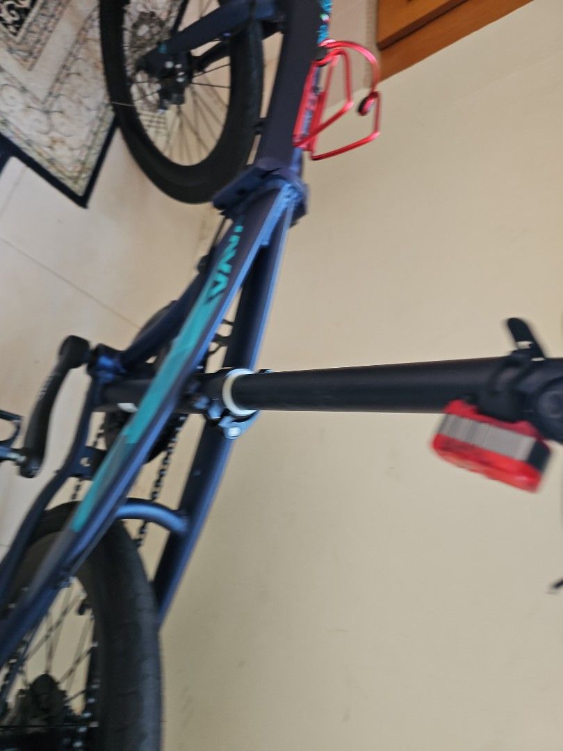 Java Folding Bike (Category: Bicycles) located in Singapore. Submitted by hajipda1 (Listing ID 1365847929, Image 3). Description: Selling a lightly used Java folding bike. It's in good condition and has been well-maintained. It comes with a phone holder, a water bottle holder, and a comfortable saddle. The bike is easy to fold and store, making it perfect for commuting or taking on trips. It's a great option for anyone looking for a convenient an