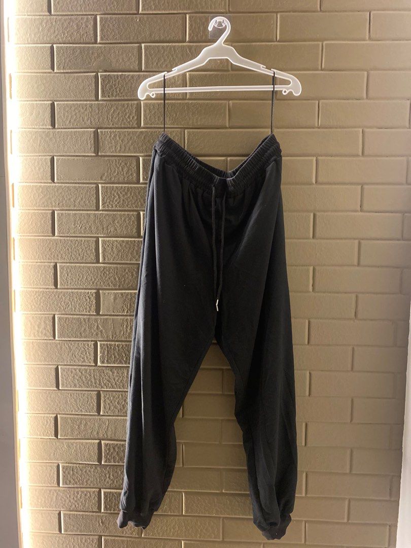 Jogger Pants Plus size (Category: Other Bottoms) located in Las Pinas. Submitted by DailyssentialsbyD (Listing ID 1365840121, Image 3). Description: Wore this once | wrong size.