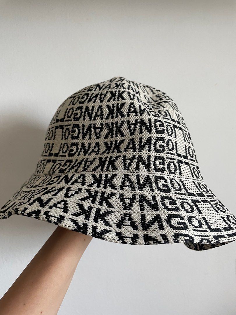 Kangol Jacquard Bucket Hat (Category: Hats & Beanies) located in Singapore. Submitted by xxxxhi (Listing ID 1365888064, Image 2). Description: 54-55cm.