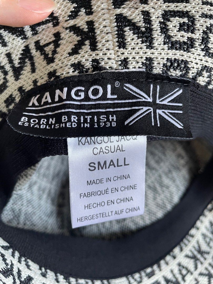 Kangol Jacquard Bucket Hat (Category: Hats & Beanies) located in Singapore. Submitted by xxxxhi (Listing ID 1365888064, Image 3). Description: 54-55cm.
