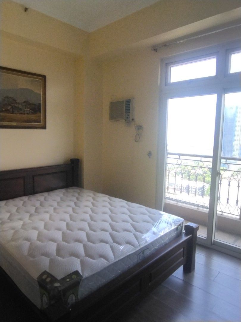 LE MIRAGE DE MALATE 2 BEDROOM Unit for Lease (Category: Apartments & Condos) located in Manila. Submitted by rmvlistings (Listing ID 1365983901, Image 1). Description: Le Mirage de Malate 2 Bedroom Unit for Lease 2 Bedroom 2 Balcony 2 Bathroom with bath tub Fully Furnished unit 28th floor facing Manila / Manila Bay 40k per month without Parking inclusive of dues .