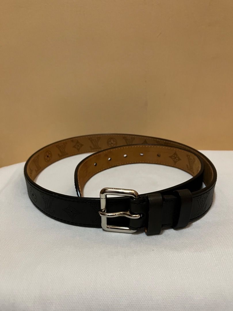 louis vuitton belt (Category: Luxury Bags & Wallets) located in Caloocan City. Submitted by goldentreeph (Listing ID 1365845510, Image 1). Description: available LV belt size on picture .