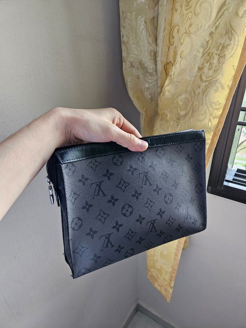 Louis Vuitton Pochette Voyage Monogram (Category: Bags & Wallets) located in Singapore. Submitted by dee.kit.dragreder (Listing ID 1365908495, Image 1). Description: Selling my beloved Louis Vuitton Clutch. Bought in 2023, has some wear and tear. A quick fix at a boutique repair shop for $100+ and it will look as good as new! Able to provide receipt for proof of authenticity..