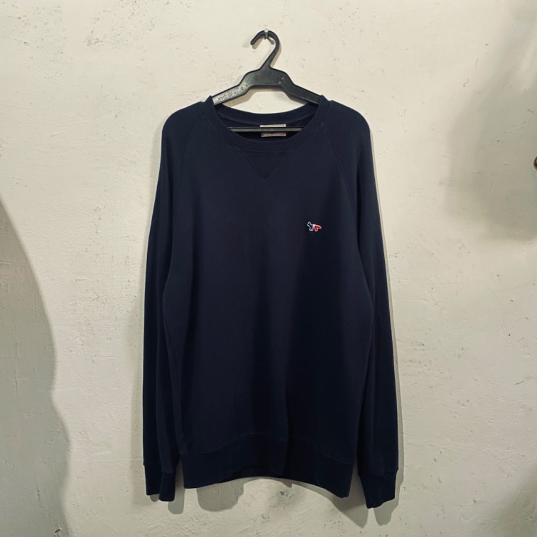 Maison Kitsune Crewneck (Category: Luxury Apparel) located in Bacolod City. Submitted by cast.archives (Listing ID 1365922420, Image 1). Description: Maison Kitsune Crewneck Authentic Size: Large Condition: Excellent Flaw: None 2,500+shipping fee.
